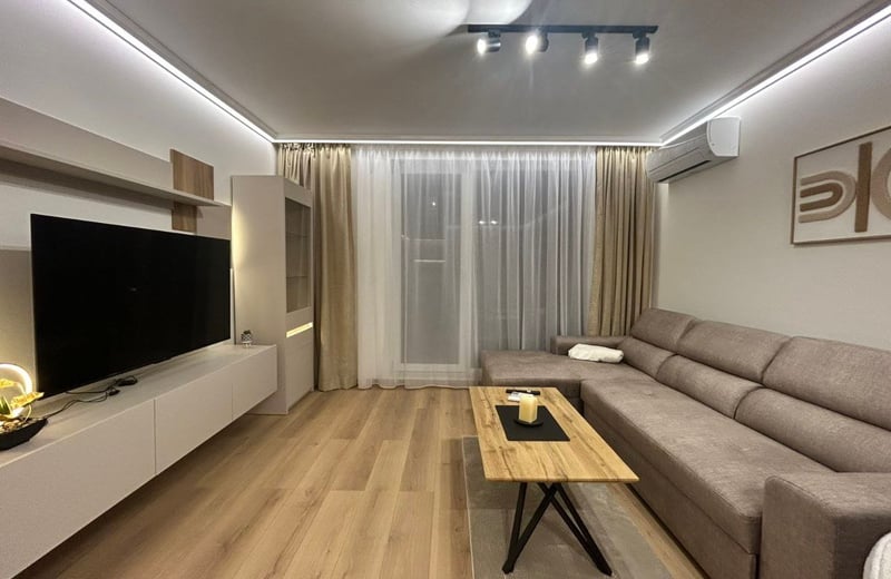 Location longue durée d’un appartement confortable de 2 pièces, quartier Mladost, Varna, Bulgarie